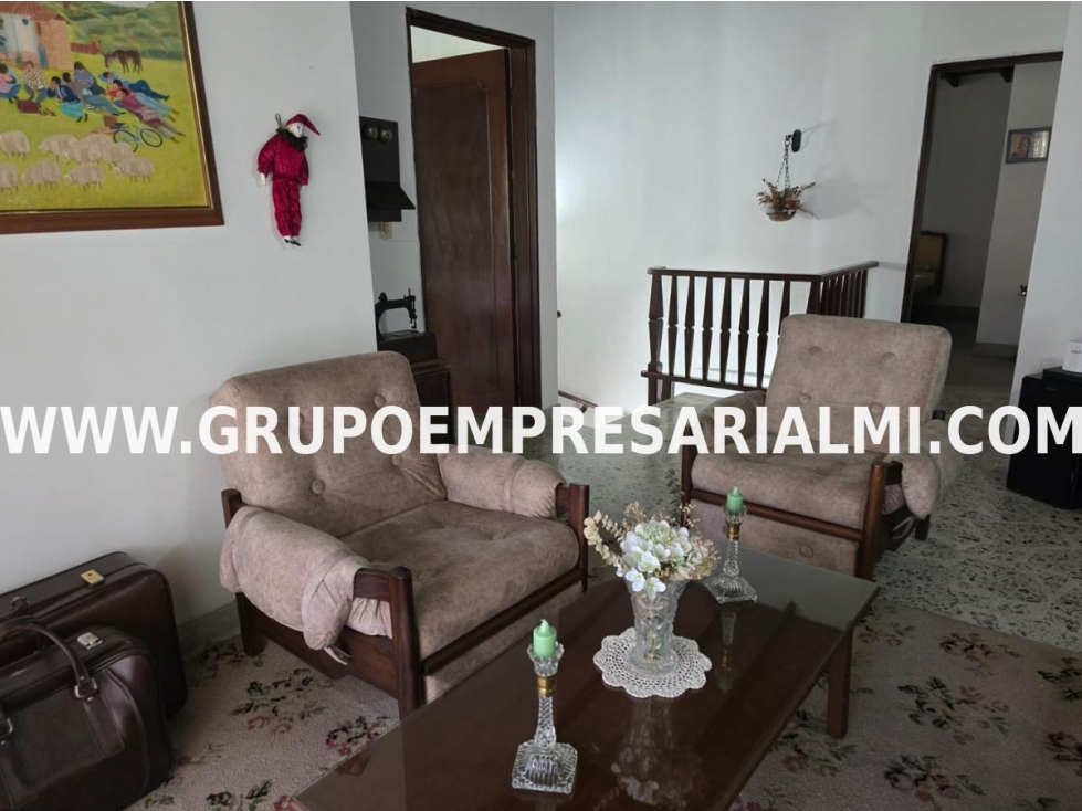 Apartaestudio en venta en Los colores, Medellín 5
