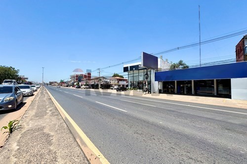 VENDO LOCAL COMERCIAL SHOWROOM + DEPOSITO — foto 3