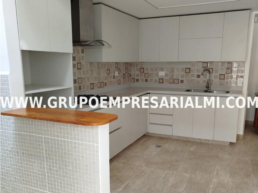 Apartaestudio en venta en Belén, Medellín 3
