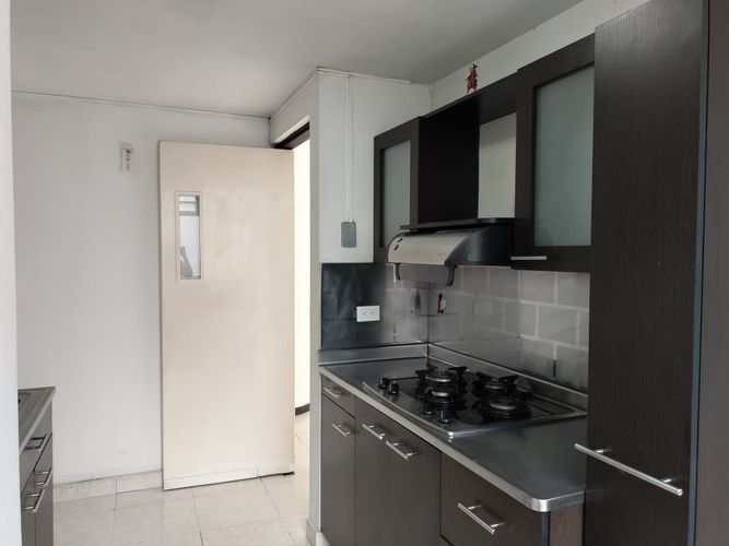 Apartamento de 2 alcobas en arriendo en El Poblado, Medellín, 110 m² · foto 6 de 16