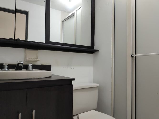 Apartamento de 2 alcobas en arriendo en El Poblado, Medellín, 110 m² · foto 15 de 16