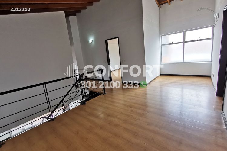 Apartamento de 3 alcobas en arriendo en Laureles, Medellín, 242 m² · foto 19 de 24