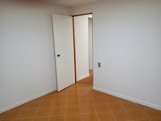 Apartamento de 3 alcobas en arriendo en Laureles, Medellín, 102 m² · foto 10 de 17