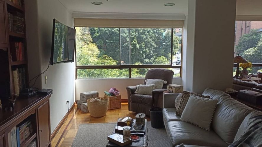 Apartamento de 2 alcobas en venta en Las Lomas, Medellín, 171 m² · foto 5 de 24