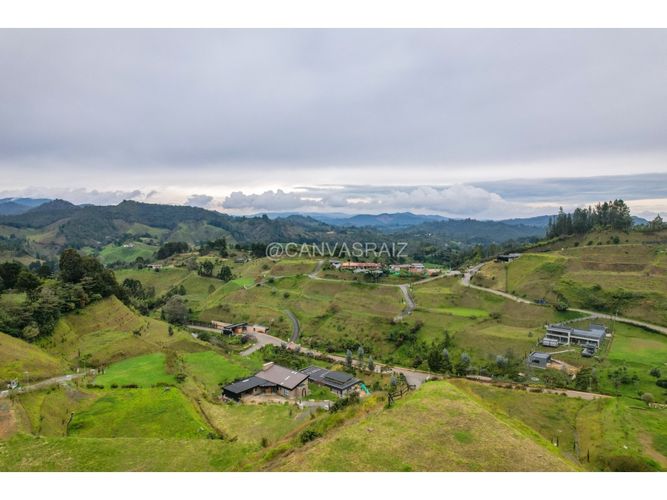 Lote en venta en Los Balsos, El Retiro, 2647 m² · foto 6 de 8