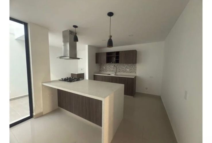 Casa de 3 alcobas en venta en La Ceja, 150 m² · foto 3 de 12