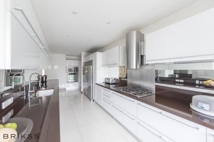 Apartamento de 4 alcobas en venta en Los Rosales, Bogotá, 383 m² · foto 3 de 23
