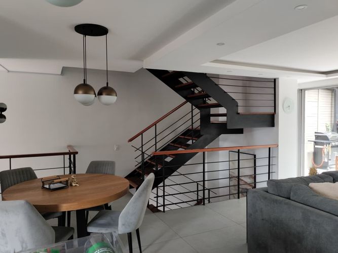 Casa de 3 alcobas en arriendo en El Poblado, Medellín, 150 m² · foto 3 de 20