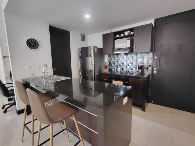 Apartamento de 2 alcobas en arriendo en El Poblado, Medellín, 74 m² · foto 11 de 16