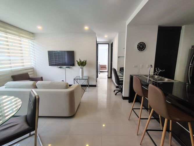 Apartamento de 2 alcobas en arriendo en El Poblado, Medellín, 74 m² · foto 10 de 16
