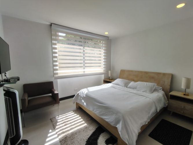 Apartamento de 2 alcobas en arriendo en El Poblado, Medellín, 74 m² · foto 9 de 16