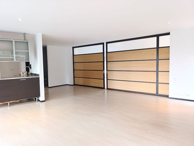 Apartamento de 2 alcobas en arriendo en El Poblado, Medellín, 130 m² · foto 9 de 20