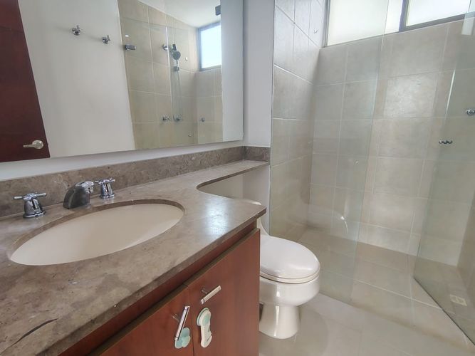 Apartamento de 3 alcobas en arriendo en El Diamante No. 2, Medellín, 138 m² · foto 19 de 20