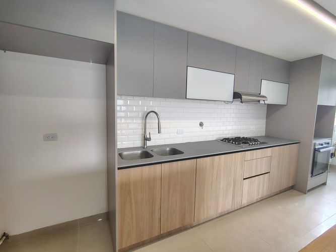 Apartamento de 3 alcobas en arriendo en El Diamante No. 2, Medellín, 138 m² · foto 4 de 20