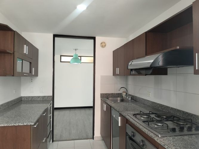 Apartamento de 3 alcobas en arriendo en Otraparte, Envigado, 108 m² · foto 10 de 16