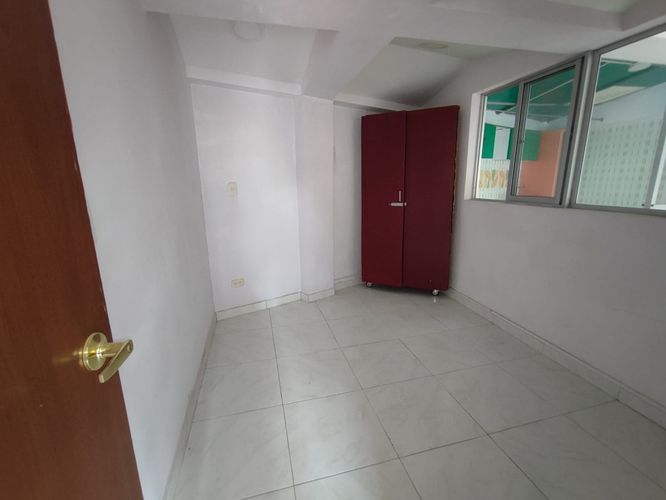 Edificio en venta en La Francia, Manizales, 408 m² · foto 7 de 24