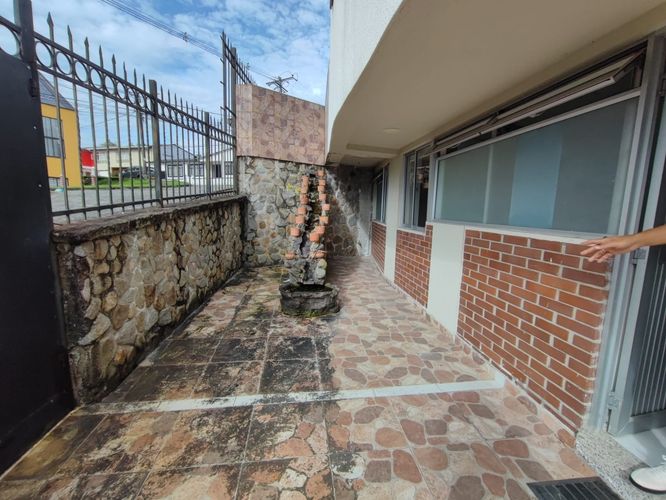 Edificio en venta en La Francia, Manizales, 408 m² · foto 5 de 24