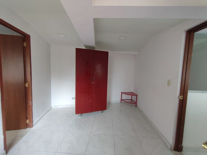 Edificio en venta en La Francia, Manizales, 408 m² · foto 10 de 24
