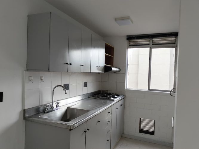 Apartamento de 2 alcobas en arriendo en El Poblado, Medellín, 50 m² · foto 8 de 17