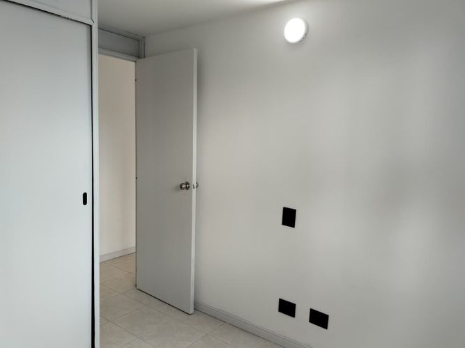 Apartamento de 2 alcobas en arriendo en El Poblado, Medellín, 50 m² · foto 13 de 17
