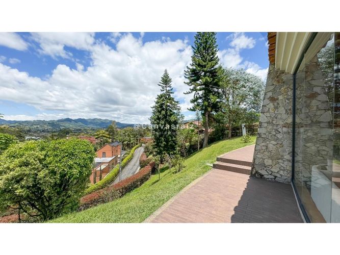 Casa de 7 alcobas en venta en Los Salados, El Retiro, 720 m² · foto 3 de 21
