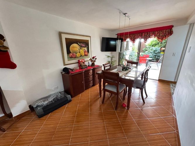 Casa de 4 alcobas en venta en La Ospina, La Estrella, 197 m² · foto 3 de 24