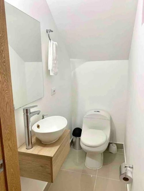Casa de 3 alcobas en venta en San Antonio De Pereira, Rionegro, 136 m² · foto 9 de 17