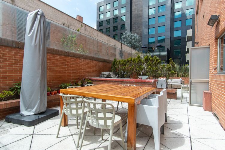 Apartamento de 3 alcobas en venta en Chico Norte, Bogotá, 175 m² · foto 8 de 21