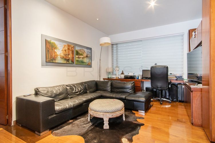 Apartamento de 3 alcobas en venta en Chico Norte, Bogotá, 175 m² · foto 12 de 21
