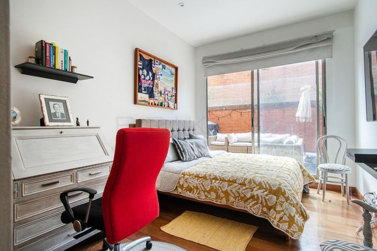 Apartamento de 3 alcobas en venta en Chico Norte, Bogotá, 175 m² · foto 14 de 21