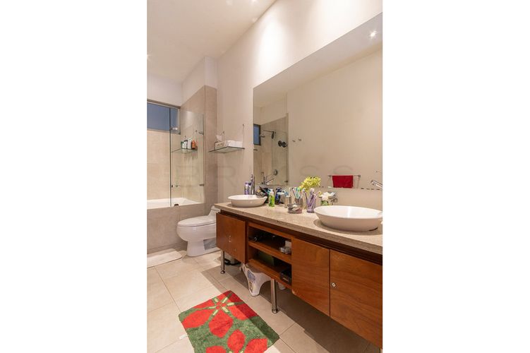 Apartamento de 3 alcobas en venta en Chico Norte, Bogotá, 175 m² · foto 18 de 21