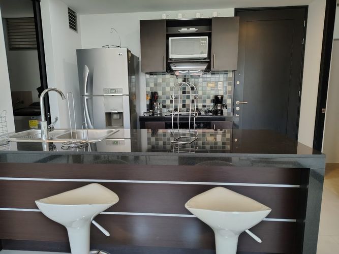 Apartamento de 1 alcoba en arriendo en El Poblado, Medellín, 53 m² · foto 6 de 14