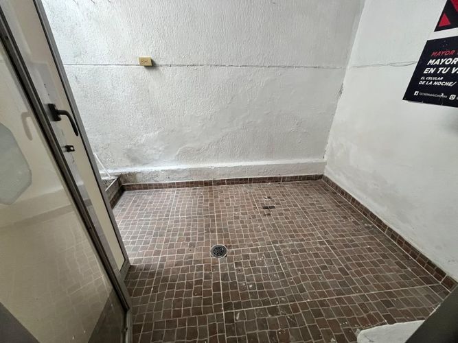 Oficina en venta en Zona Centro, Envigado, 40 m² · foto 2 de 5