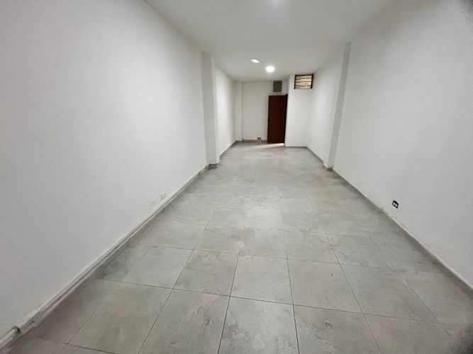 Oficina en venta en Zona Centro, Envigado, 40 m² · foto 3 de 5