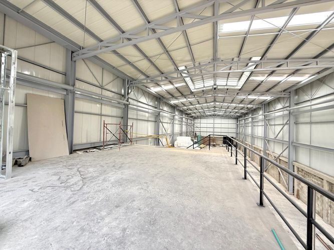 Bodega en arriendo en Tribunas Corcega, Pereira, 1380 m² · foto 4 de 13