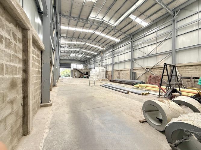 Bodega en arriendo en Tribunas Corcega, Pereira, 1380 m² · foto 9 de 13