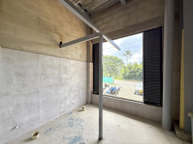 Bodega en arriendo en Tribunas Corcega, Pereira, 1380 m² · foto 12 de 13