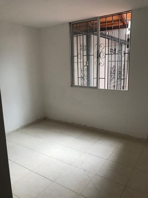 Apartamento de 3 alcobas en venta en Pasoancho, Cali, 122 m² · foto 3 de 19