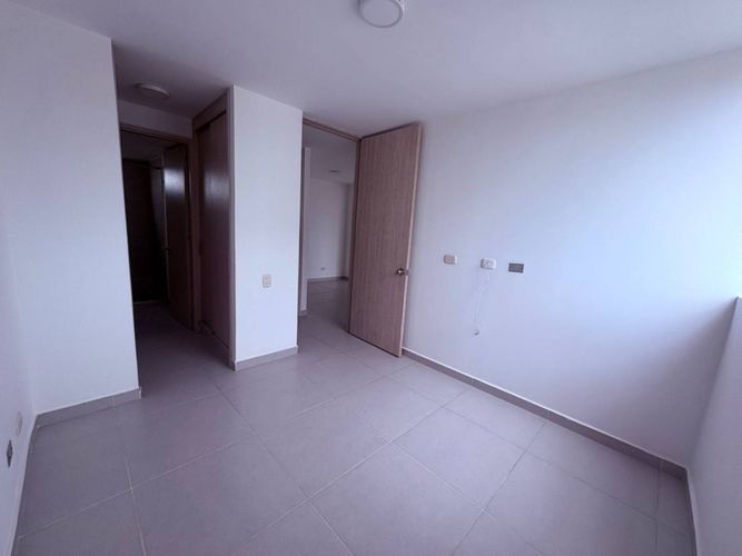 Apartamento de 2 alcobas en venta en Bochalema, Cali, 53 m² · foto 9 de 24