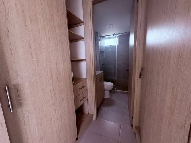 Apartamento de 2 alcobas en venta en Bochalema, Cali, 53 m² · foto 11 de 24