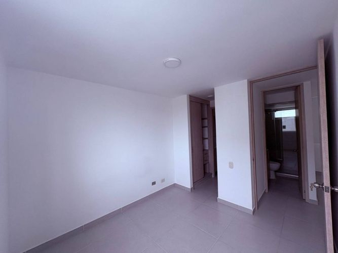 Apartamento de 2 alcobas en venta en Bochalema, Cali, 53 m² · foto 13 de 24