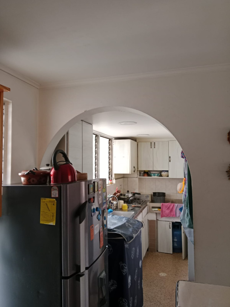 Apartaestudio for sale in La candelaria, Medellín 2