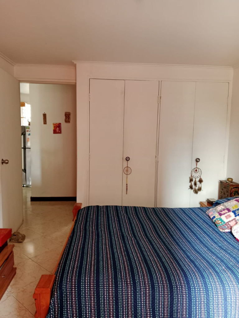 Apartaestudio for sale in La candelaria, Medellín 4
