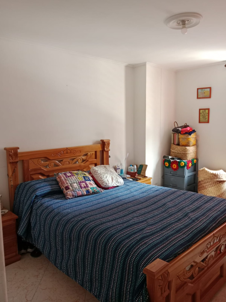 Apartaestudio for sale in La candelaria, Medellín 5