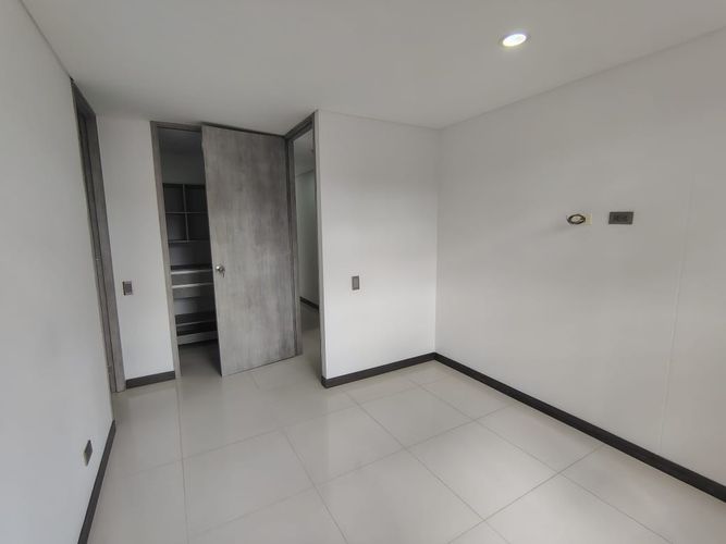 Apartamento de 3 alcobas en arriendo en Vegas De La Doctora, Sabaneta, 78 m² · foto 7 de 14