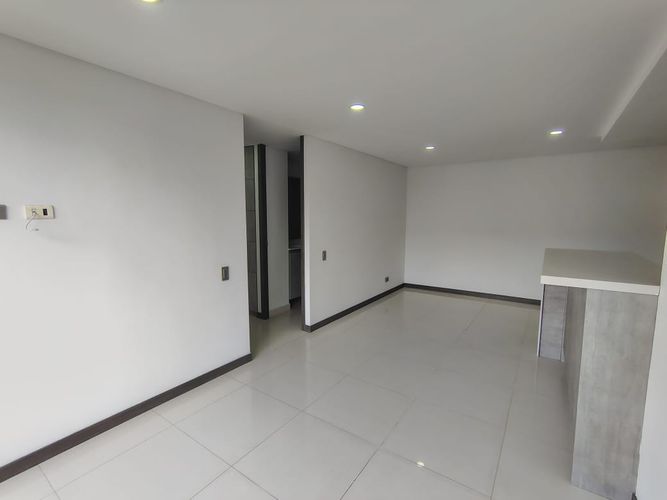 Apartamento de 3 alcobas en arriendo en Vegas De La Doctora, Sabaneta, 78 m² · foto 5 de 14