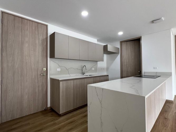 Apartamento de 2 alcobas en venta en Sajonia, Rionegro, 106 m² · foto 2 de 15