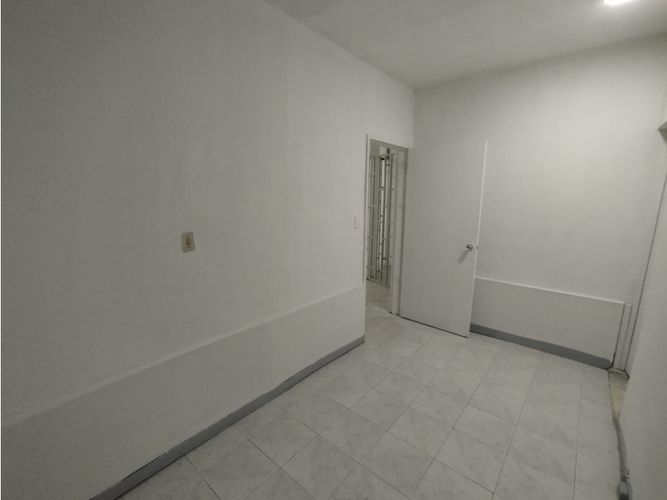 Local en venta en Villa Nueva, Medellín, 65 m² · foto 5 de 19