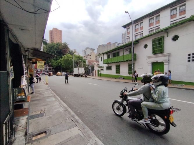 Local en venta en Villa Nueva, Medellín, 65 m² · foto 14 de 19