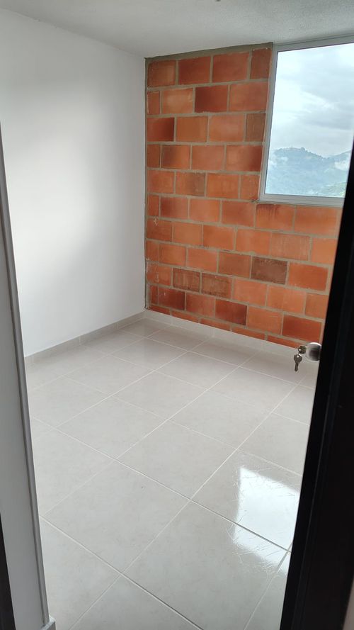 Apartamento de 3 alcobas en venta en Villa Rosa, Bucaramanga, 54 m² · foto 5 de 8